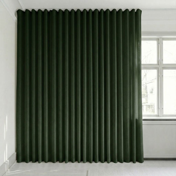 Velourgardin på mål – Bris - Deep Forest Green - C2609