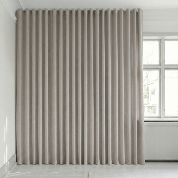 Velourgardin på mål – Bris - Silver Gray - C2619