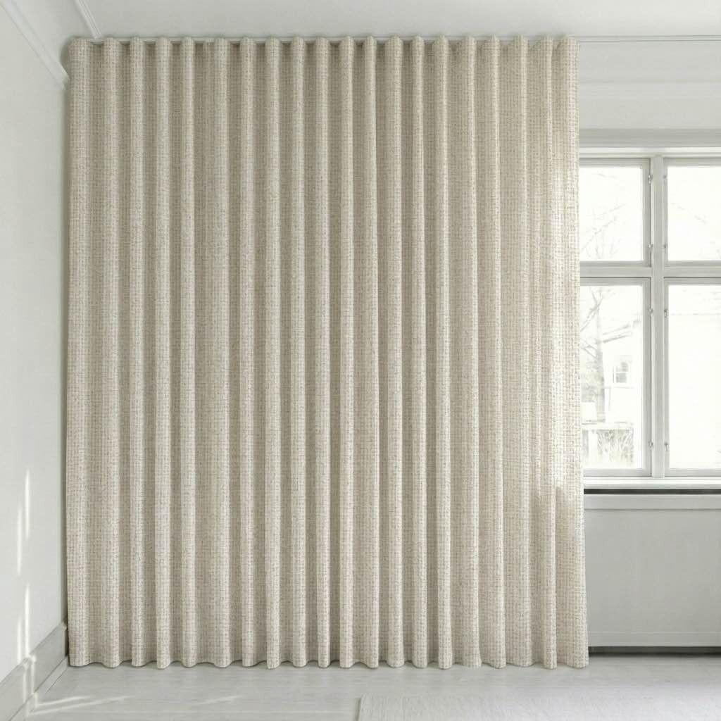 Semitransparent gardin på mål – Disa