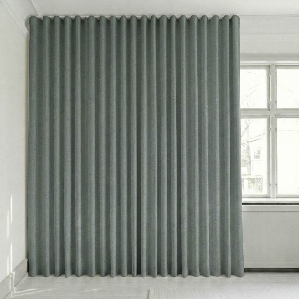 Dimout-gardin på mål – Nysk