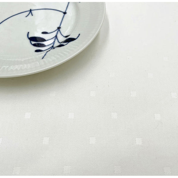 Damask Dug